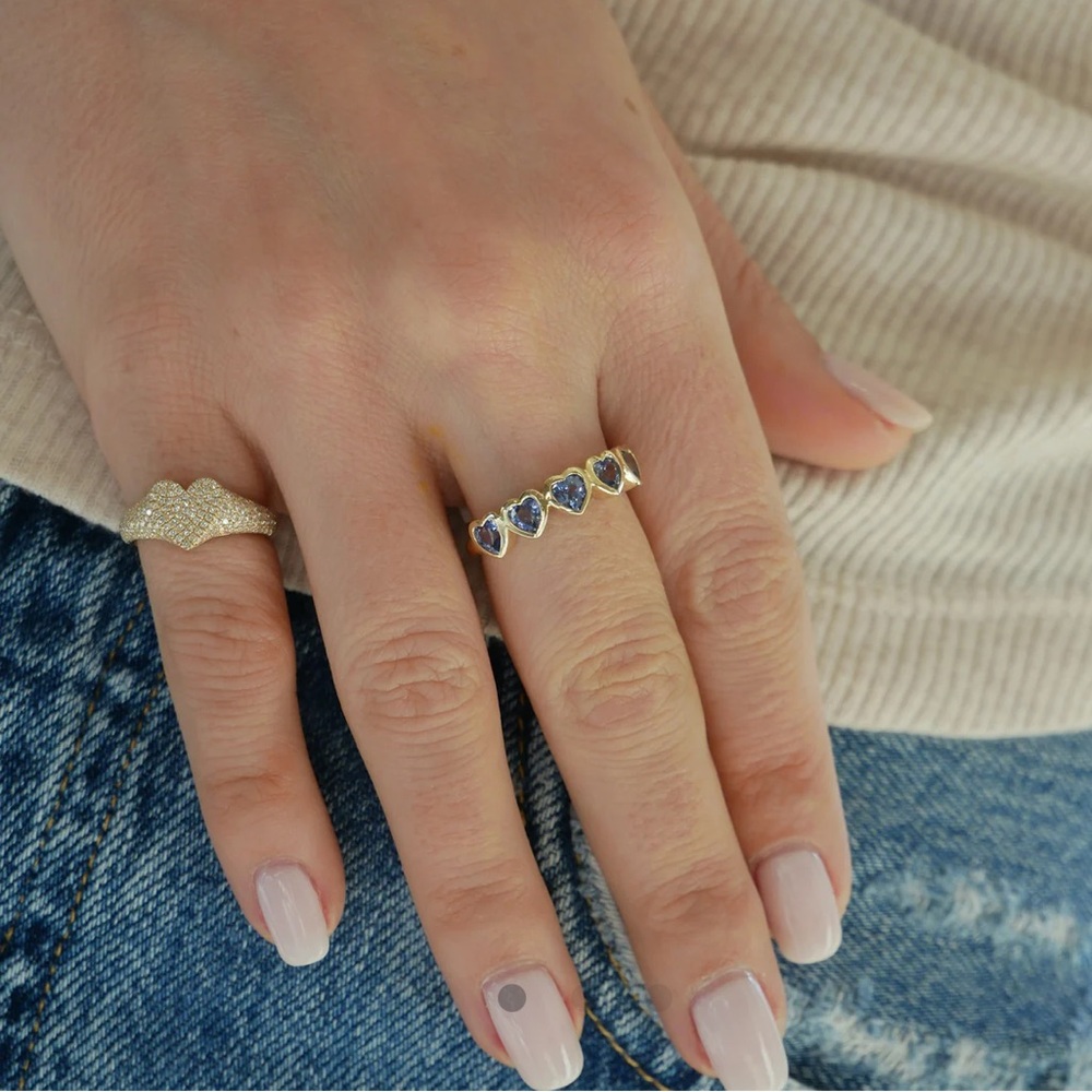 EF Collection Blue Sapphire Multi Heart Ring - Yellow Gold, Size 7